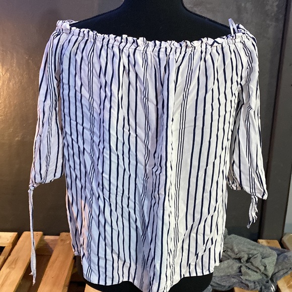 F & F. 
US size 8 - Picture 5 of 7